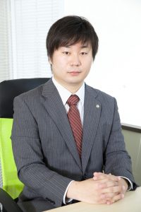 代表税理士 設樂 憲史